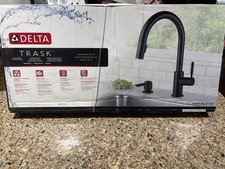 NEW DELTA Trask 19933-BLSD-DST Kitchen Faucet w/ Soap Dispenser - Matte Black