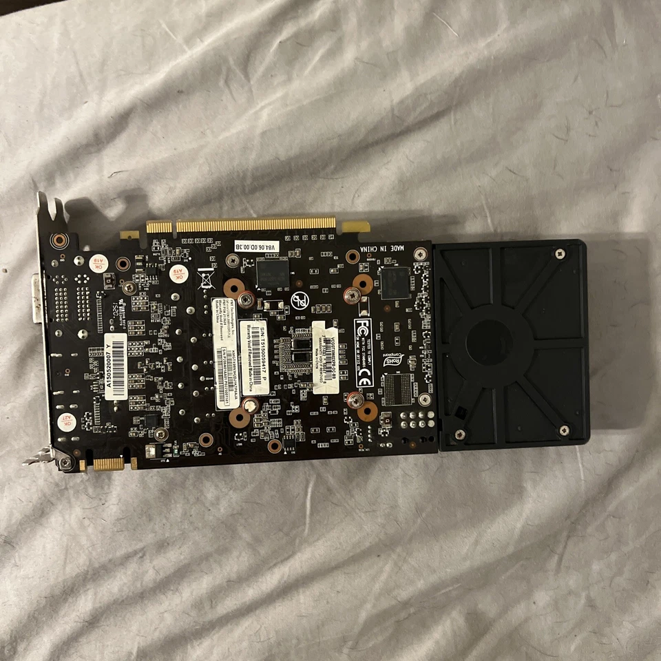 PNY XLR8 NVIDIA GTX 960 4GB PCI Graphics Card HDMI DVI DisplayPort - Image 2 of 4