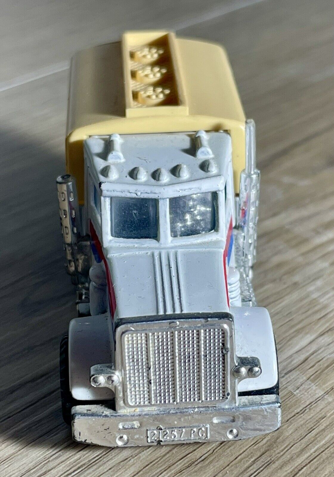 Picture 4 of 5