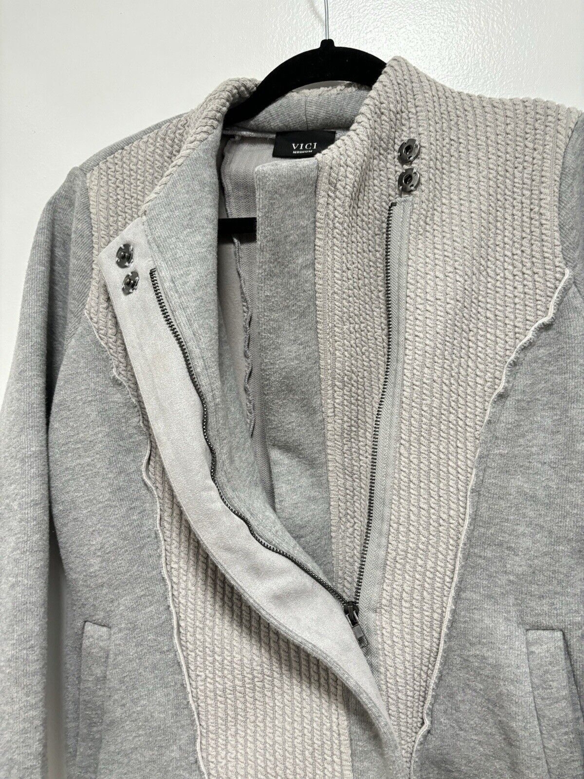 VICI Thick Warm Gray Jacket Medium - image 3