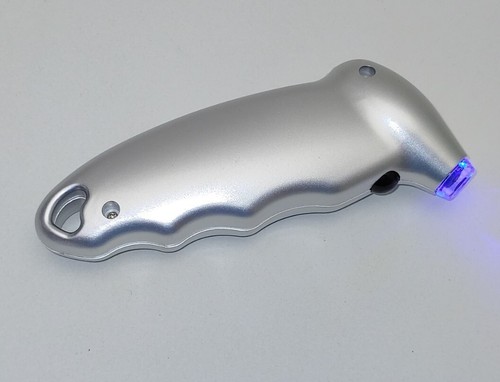 Digital Tire Inflation Gauge Lighted LCD Display & Tip 0-150 PSI Silver KGF KPA - Picture 5 of 6