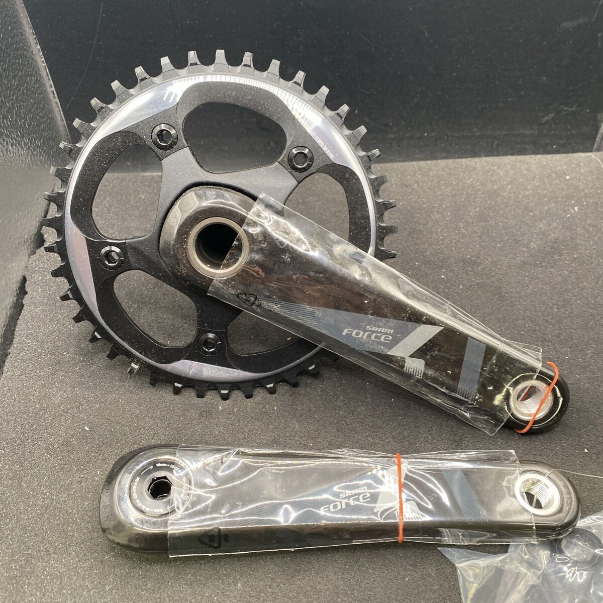 Sram Force1 Force Gxp Spindle Crank Set 42t 170 Arms 11 Sram Force1 Force Gxp Spindle Crank Set 42t 170 Arms 11