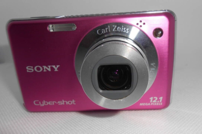 Exc+5 wz/Charger] Sony Cyber-shot DSC-W220 12.1MP Pink Compact