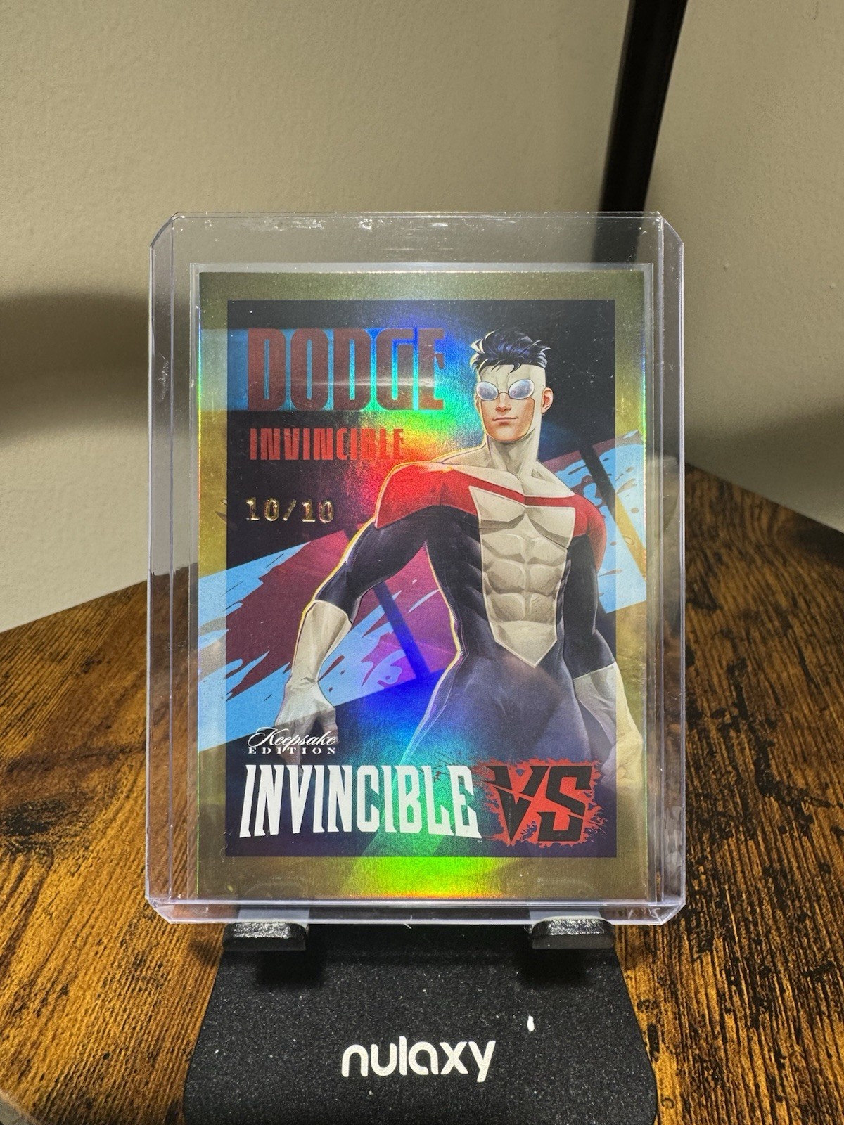 Keepsake Invincible VS 2026 VS-1 Invincible Gold 10/10 Bookend
