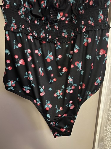 Body Torrid Body Calado Cerradura - Microfibra Cerezas Negro Talla 0 Nuevo - Imagen 8 de 12