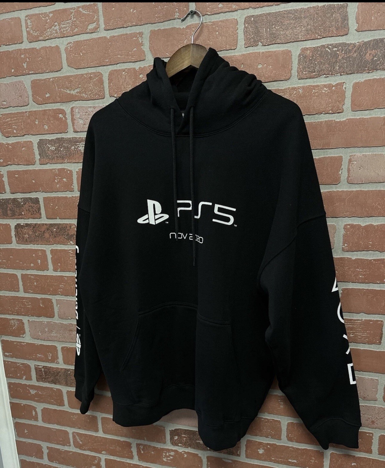 BALENCIAGA 21 Black x PlayStation 651799 Pullover Parka 100percent Authentic Womens S image 2