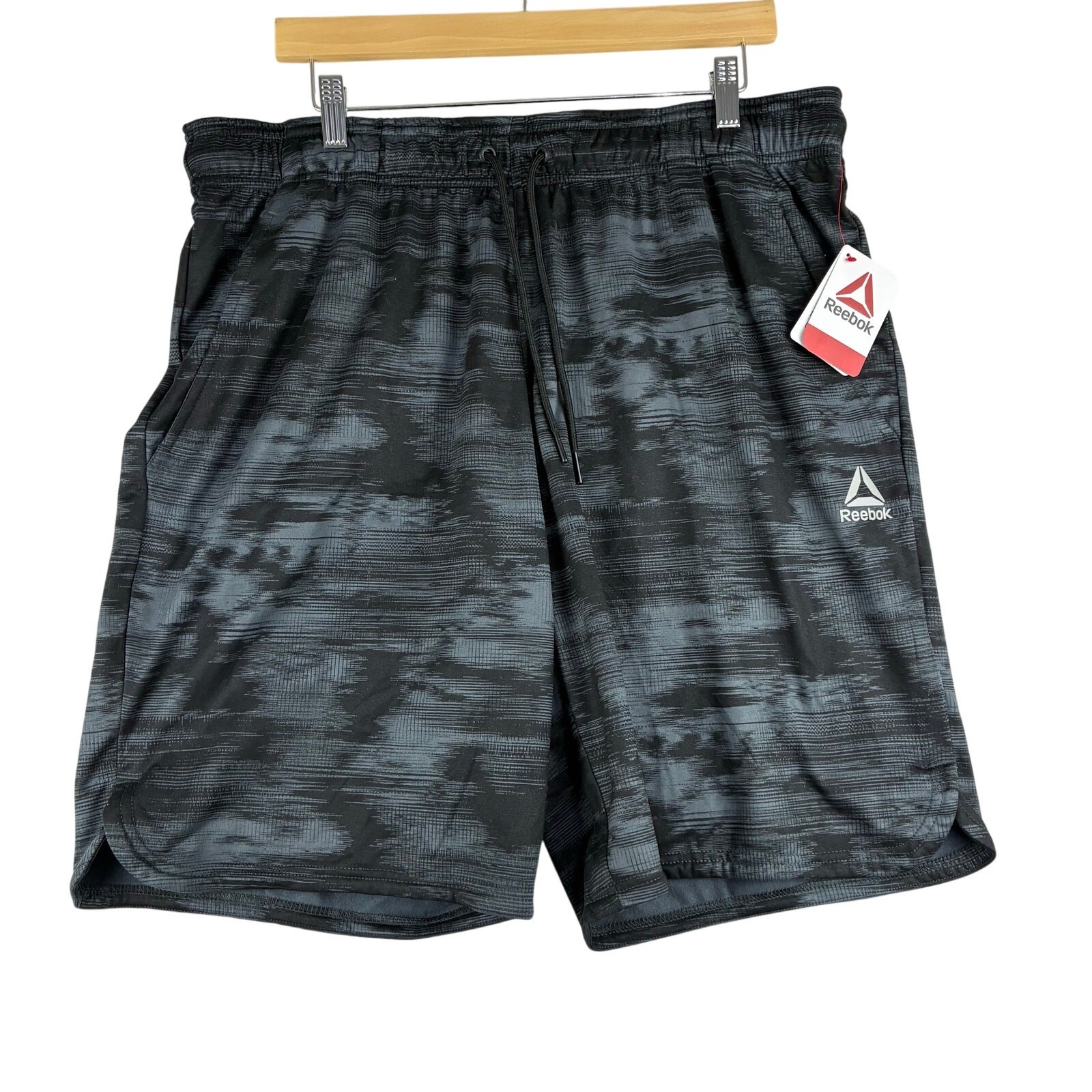 Reebok Grey Black Camo Basketball Shorts Men’s XL NWT Sport Active Performance
