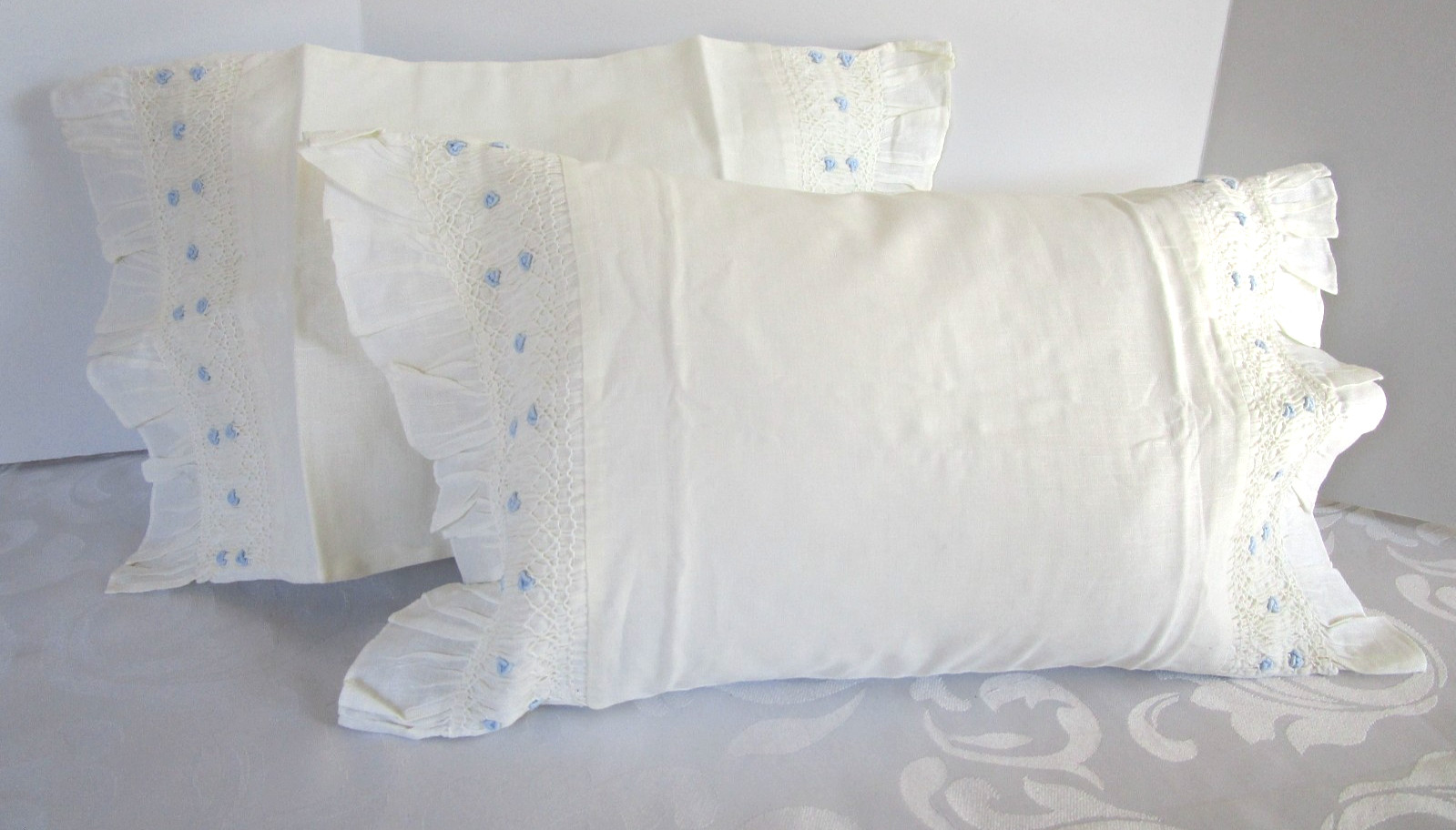 Shabby Chic FRENCH COUNTRY BED PILLOWS, LINEN/COTTON, SMOCKED POTTERY BARN DOWN