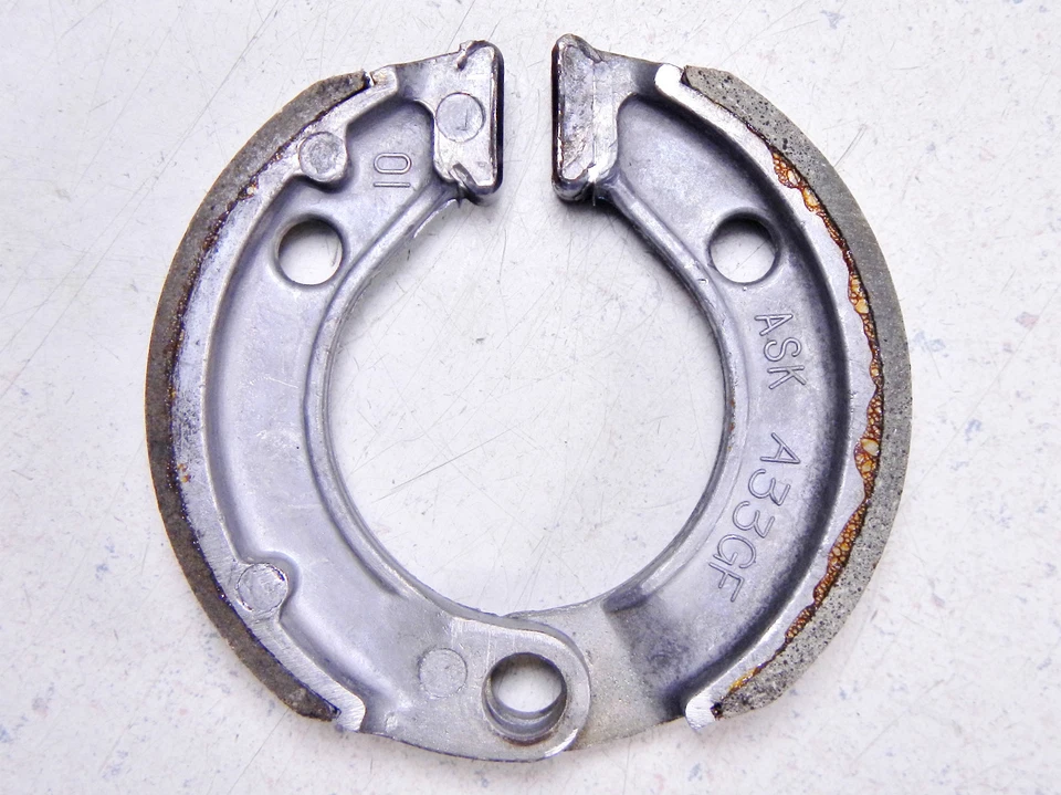 86 HONDA TG50 ГИРОСКОП S ЗАДНИЕ ТОРМОЗНЫЕ КОЛОДКИ/ОБУВЬ  - Изображение 2 из 4