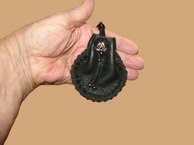 Native American Deerskin Leather Medicine Bag, Wolf Bead Necklace Pouch, 3''
