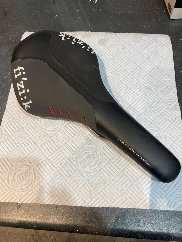 Fizik Antares R3 Regular Saddle