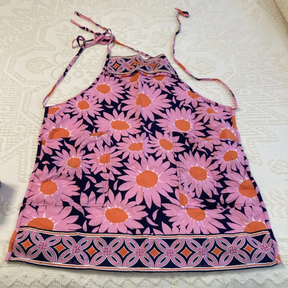 VERA BRADLEY APRON GIFT SET (LOVES ME) (RARE & RETIRED) - Image 2 of 4
