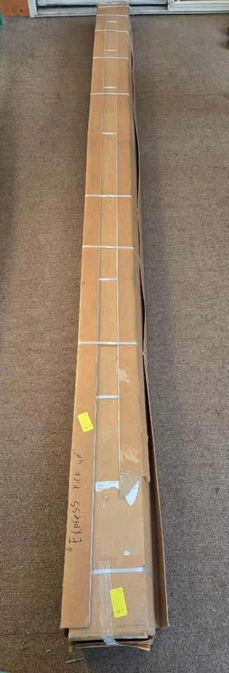 Persiana vertical Levolor VInyl tratamientos ventanas Foto 2 de 3