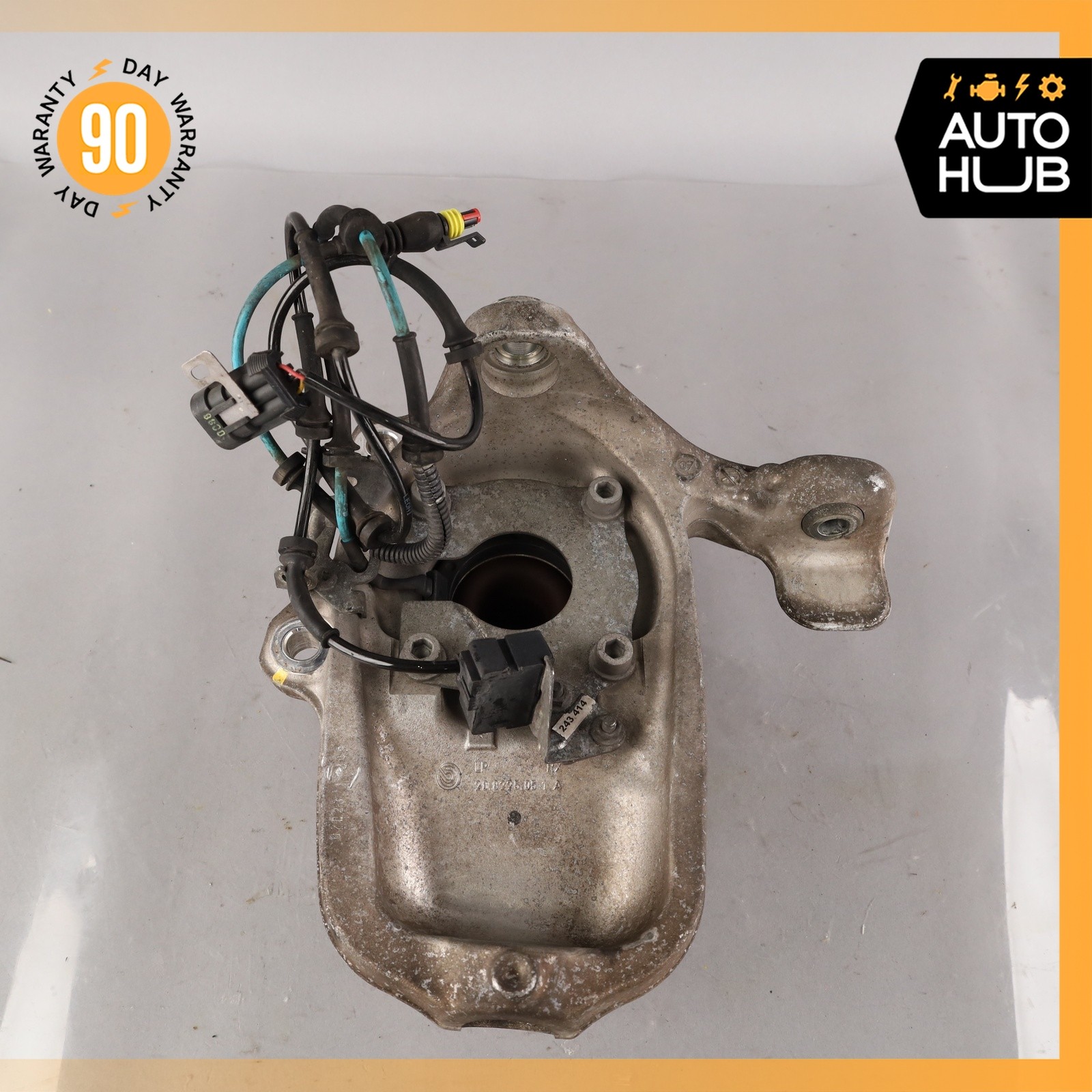 Maserati Quattroporte 2003-2010 Front Left Steering knuckle