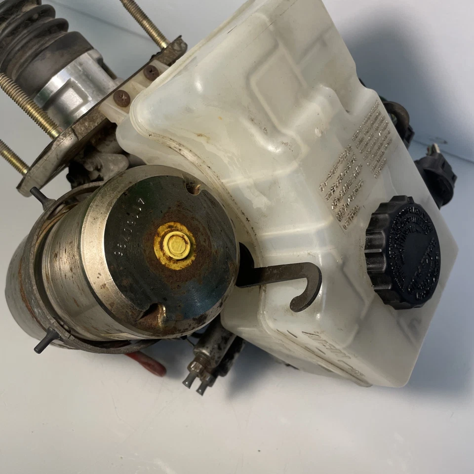 Toyota 4runner 2001-2002 OEM ABS MÓDULO BOMBA ANTIBLOQUEO MÓDULO FRENO 47210-35040 Foto 4 de 4