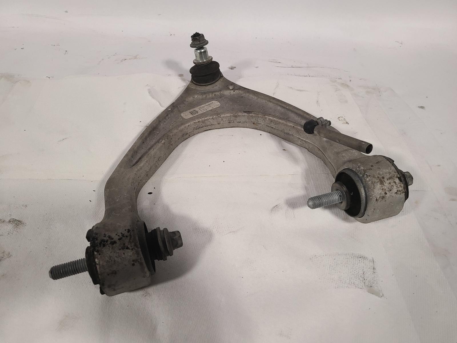 Used Upper Control Arm Front fits: 2020 Maserati LEVANTE  Grade A