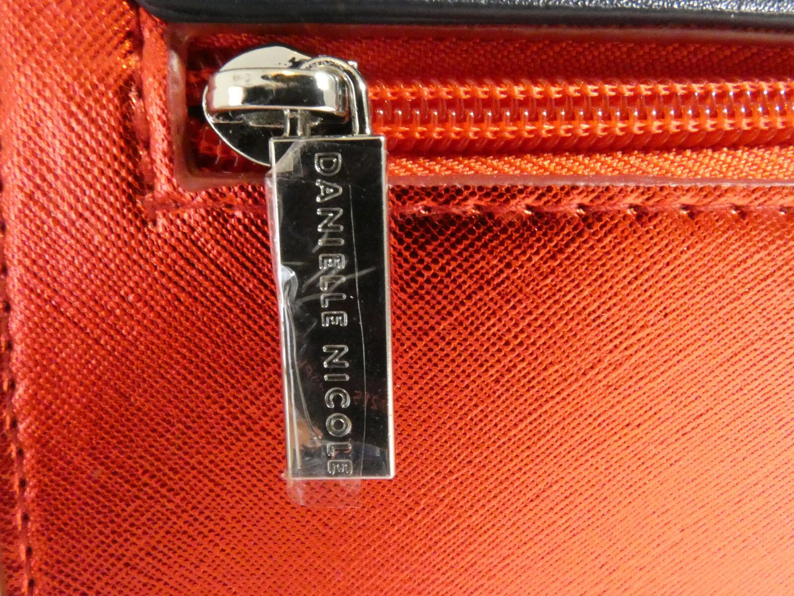 RARE Purse Marvel Wonder Woman Star Logo Danielle… - image 9