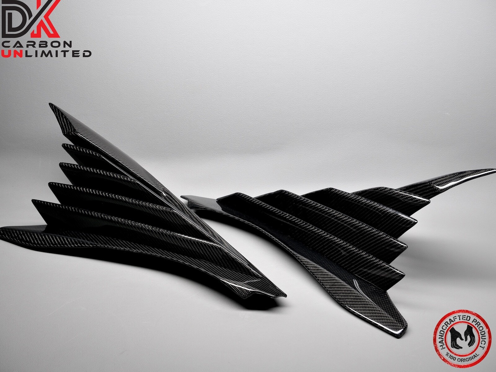 Aston Martin DBS Superleggera Gloss Finish Carbon Fiber Fender Louvres Vents