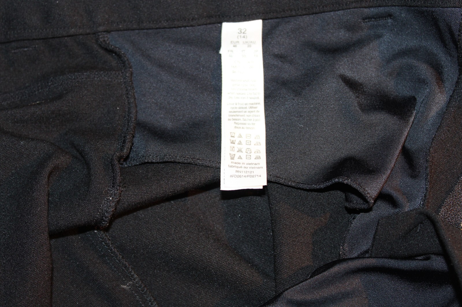 Spanx "Jean style" black super skinny ponte leggings. Size 18, short