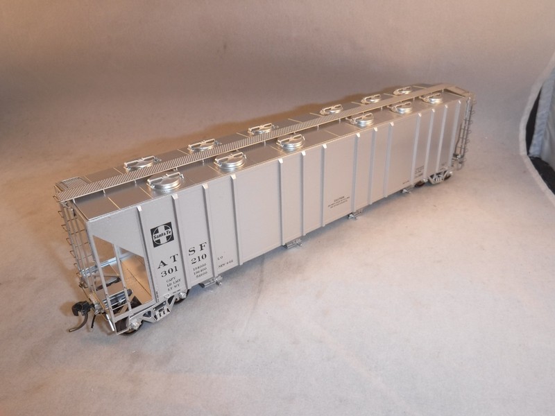ExactRail Platinum HO ATSF 58'6" Magor 4948 CF Cov Hopper "Big John"#301210