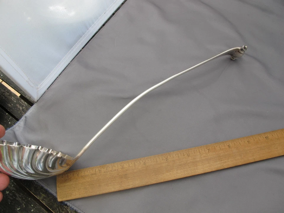 English GEORGIAN 18th C Sterling ONSLOW SCROLL Pattern SOUP LADLE-As Is - Image 4 of 4