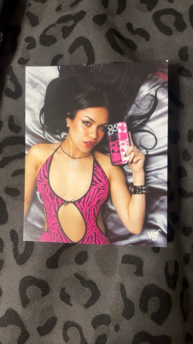 Tara Yummy Wildflower phone case! iPhone 16 pro max! | eBay