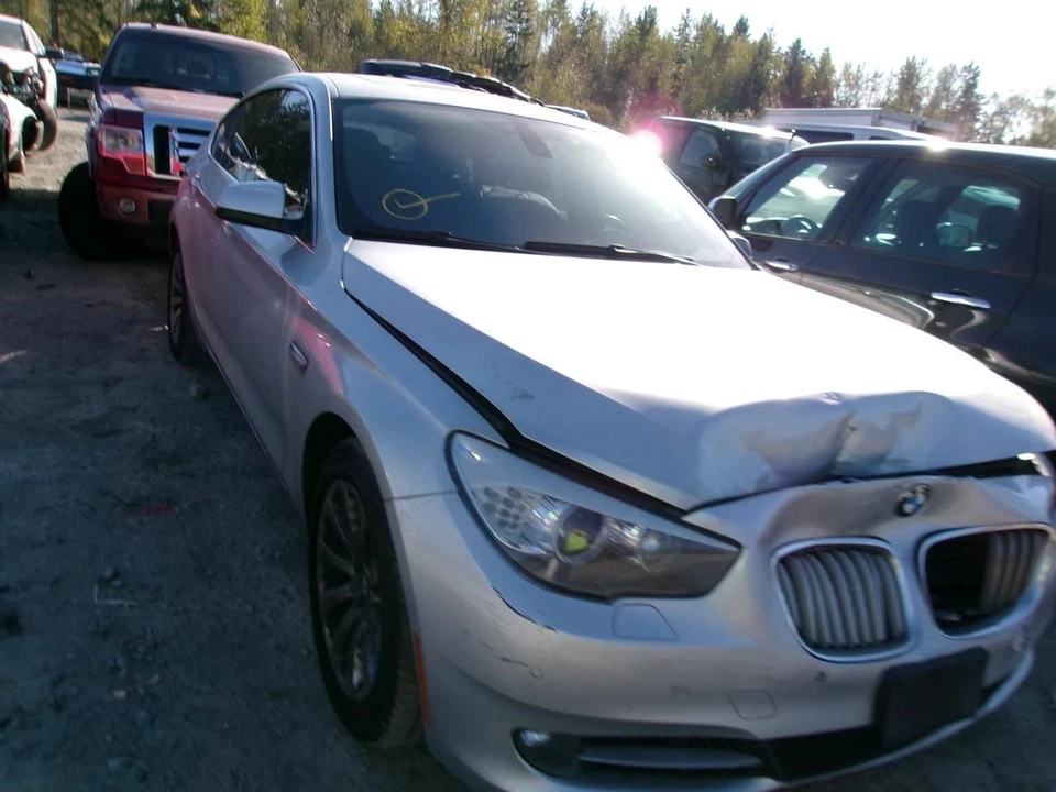 Luz antiniebla de esquina/estacionamiento para pasajeros para BMW 535i GT 10-13 31059466 Foto 3 de 4