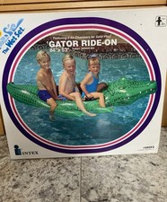 New in Box Intex 1994 The Wet Set Inflatable Gator Ride-On Pool Float 84 X 53