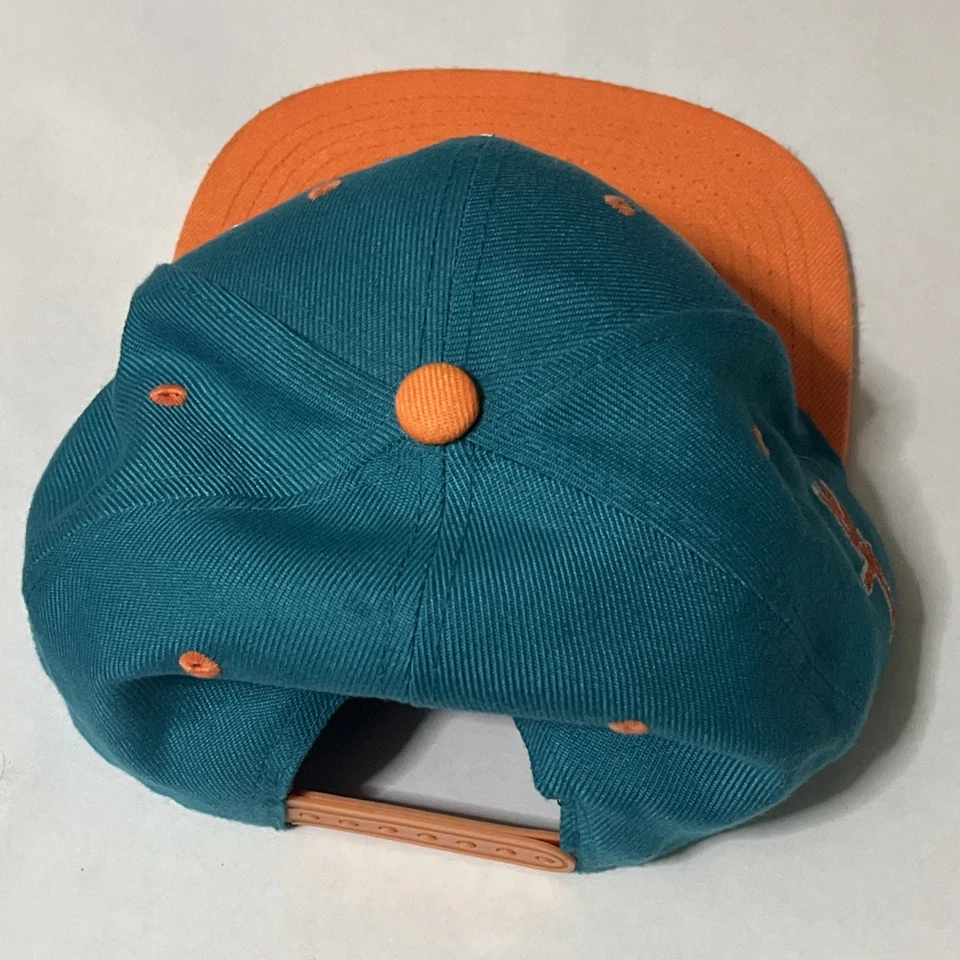 Boné de beisebol Young and Reckless Los Angeles bordado multicolorido Snapback Y&R - Imagem 4 de 4