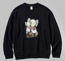 UNIQLO X KAWS Retro Black Sweatshirt Limited Edition NWT KIDS 120 cm