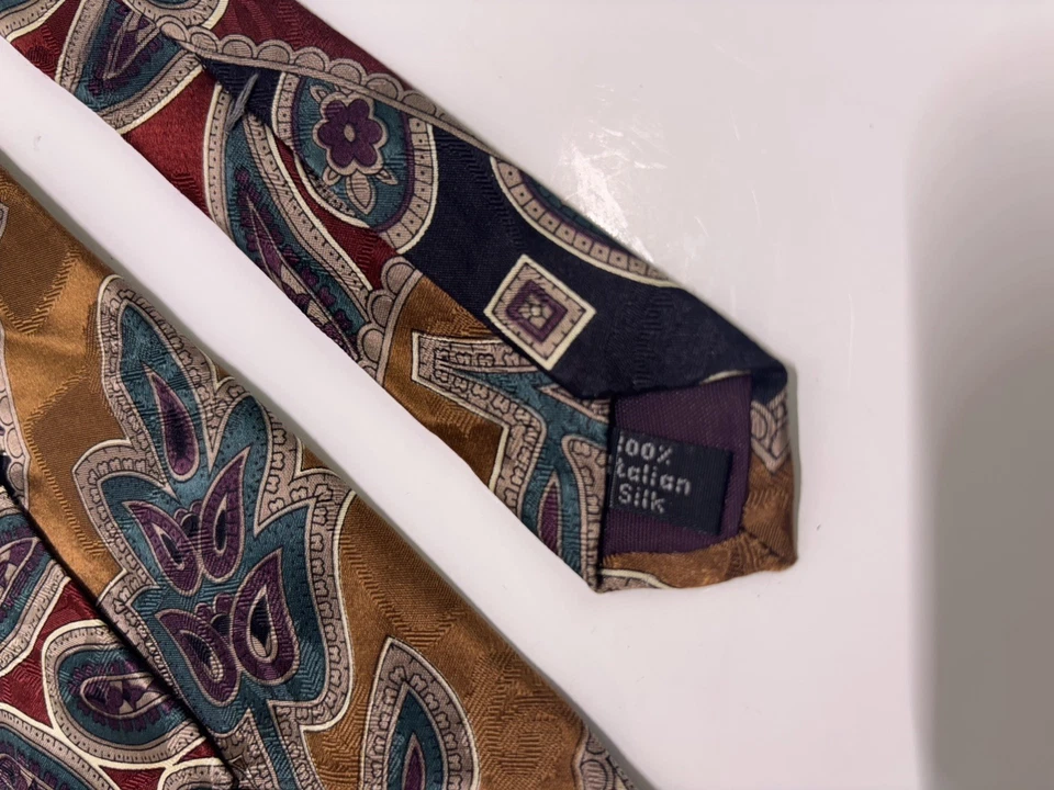 Lote De 3 Corbatas Bugatti Hombre Seda Italiana Hechas En USA-Restracto Multicolor Foto 3 de 4