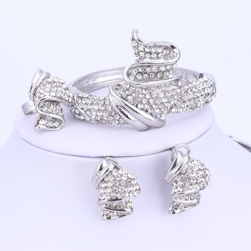 Set gioielli collana donna moda placcata oro 18 carati Africa Dubai festa matrimonio - Foto 50 di 85
