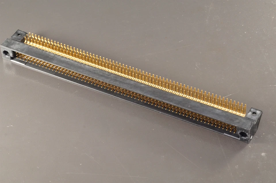 50119-1195J FCI Shrouded Header Connector 195 Pos 3 Row 2.54mm RA Thru Hole Male - Image 2 of 2