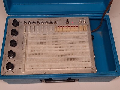 Knight Mini-Lab Prototyping Station In Latching Plastic Case Powers On Vintage