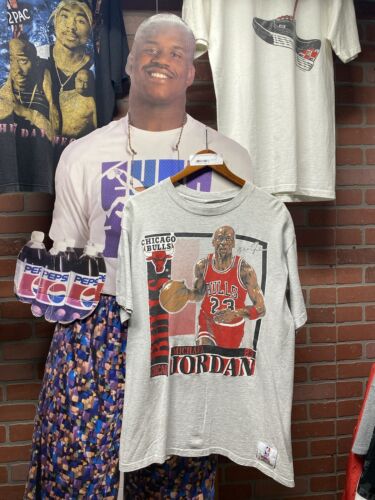 Vintage 90s Michael Jordan XL Shirt