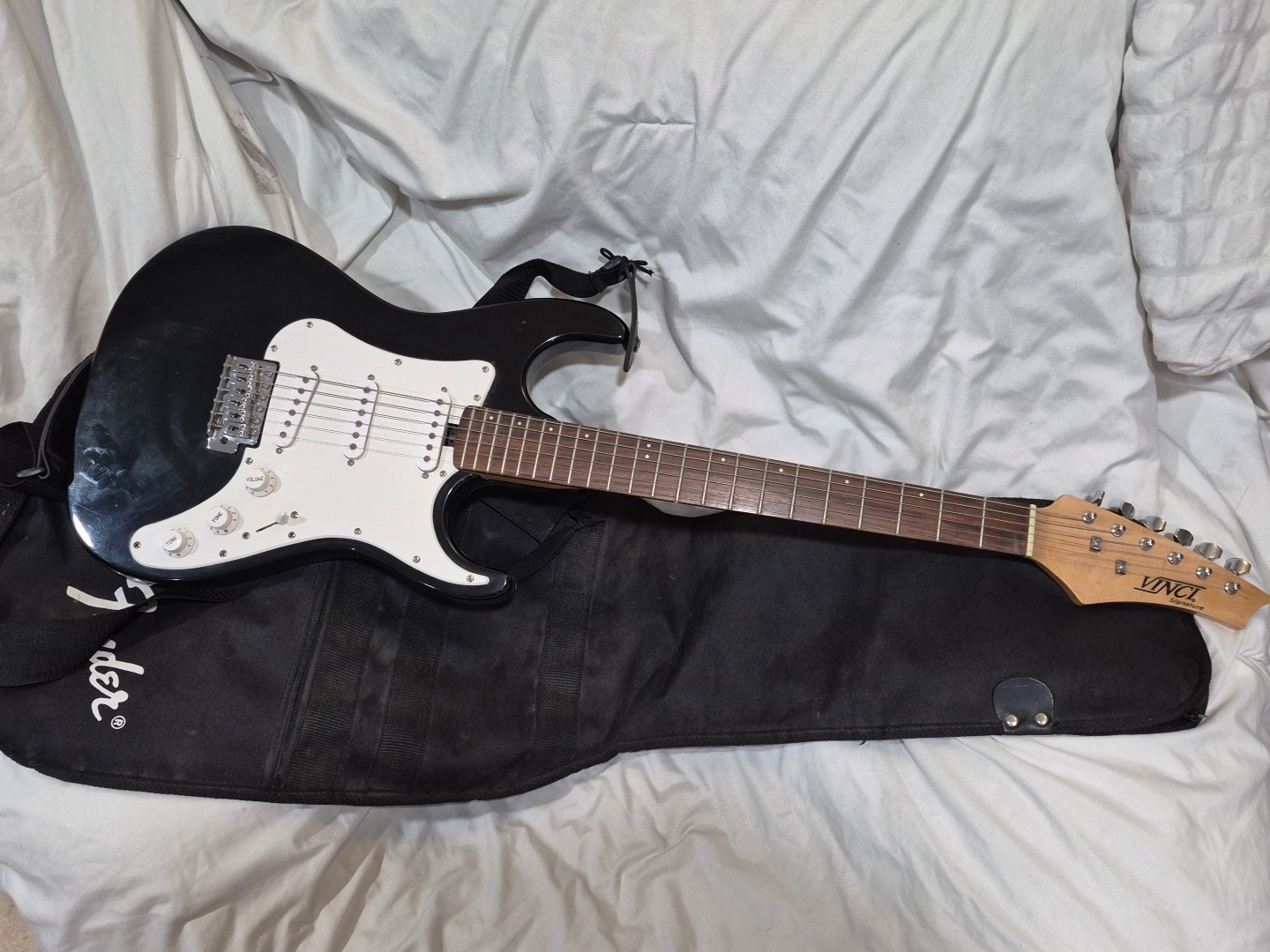 Vinci Electric Guitar 6 String Solid Body Maple With Soft Case