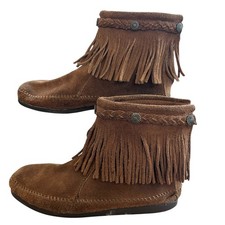 Minnetonka Womens Brown Suede Fringe Moccasin Ankle Boots Concho 293 Size 6.5
