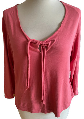 Adini viscose/lycra top 3/4 sleeves V neck with tie front Size L