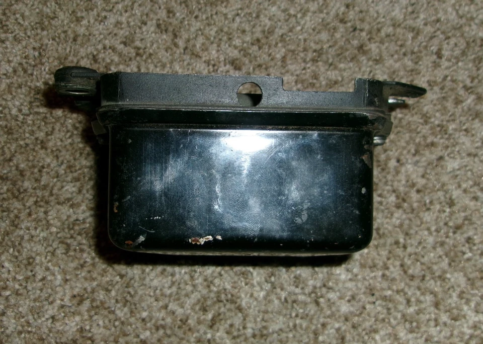 Chevy 1956 12V regulador de voltaje 25 amperios OEM original Delco-Remy #1119000 fecha 6F Foto 4 de 4