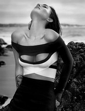Megan Fox Putting The Head 4x6 Picture Celebrity Print