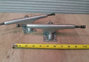 Vtg INVADER S/G  1980s superwide SKATEBOARD TRUCKS 10.25" AXLE 183MM MADE IN USA