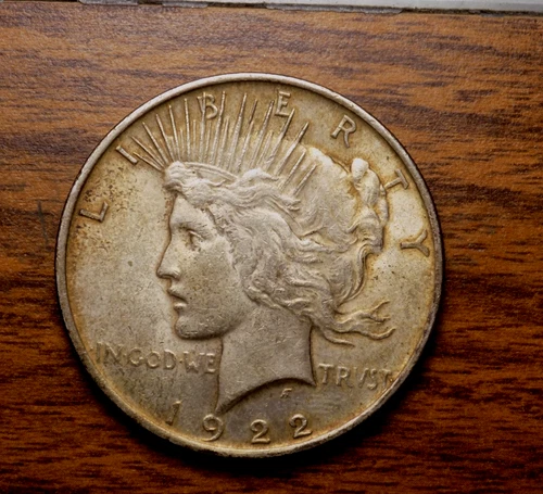 PEACE SILVER DOLLAR 1922 FROSTY AU/BU ORIGINAL TONER NICE 90% SILVER  DOLLAR