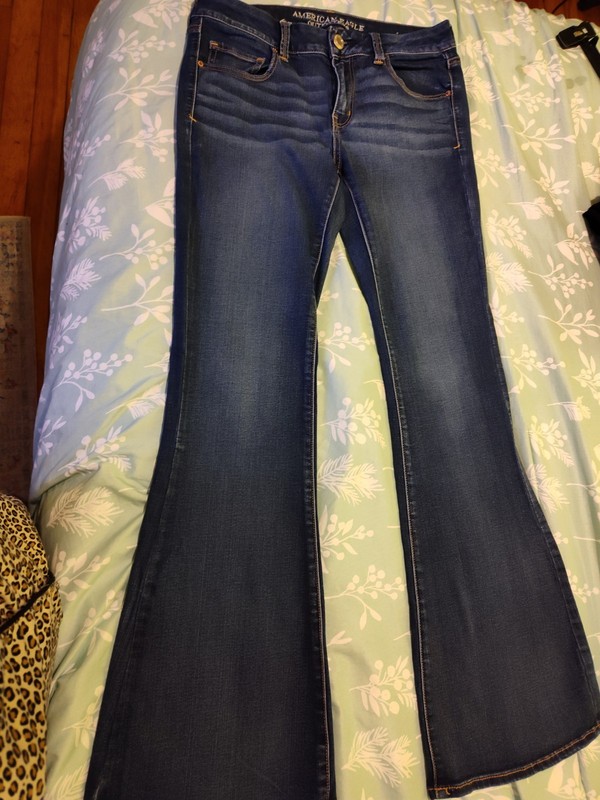 American Eagle Super Super Stretch 8 Regular Boho Artist