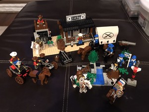 lego cowboys and indians