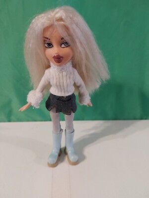  Bratz Wintertime Wonderland Cloe Puppe