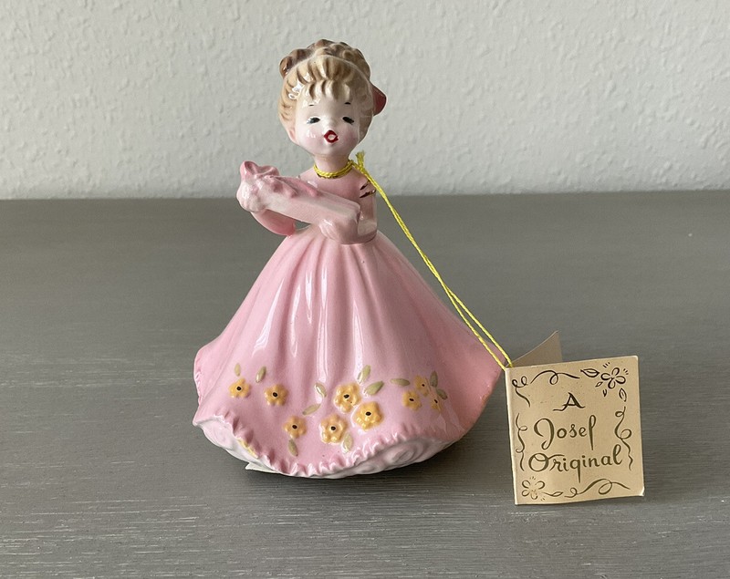 Vintage Josef Originals Happy Birthday Figurine Musical