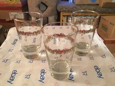 Christmas holiday heavy gold trim glasses 