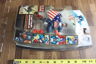 Figurine Marvel Legends Captain America First Appearance - Hasbro 2007 - BAF Queen Brood