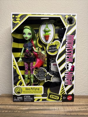 Monster High 2026 Creeproduction Wave 4 Fashion Doll VENUS - In