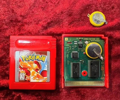 Pokémon Red Version Nintendo Game Boy Authentic Cartridge/Works/ New Battery
